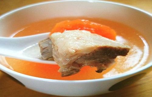 木瓜和什么煲汤最好 木瓜怎么煲汤丰胸【图】