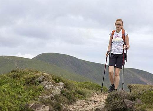 爬山脸色发白嘴唇发紫 怎么回事?要怎么办?