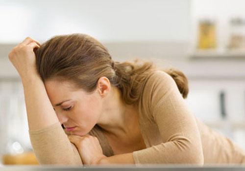 月经推迟十天正常吗