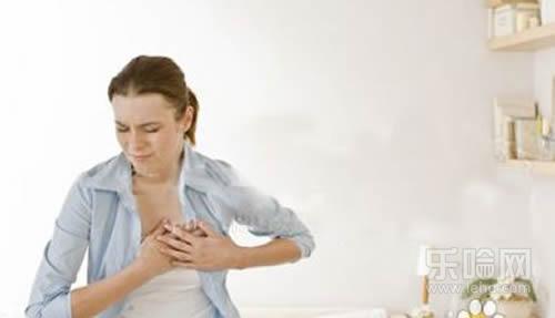 一喘气胸口疼怎么回事,胸口喘气疼是怎么回事
