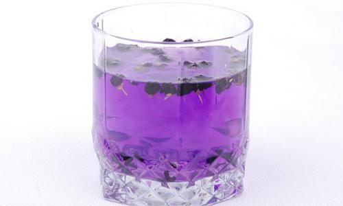 黑枸杞能和菊花一起泡吗?