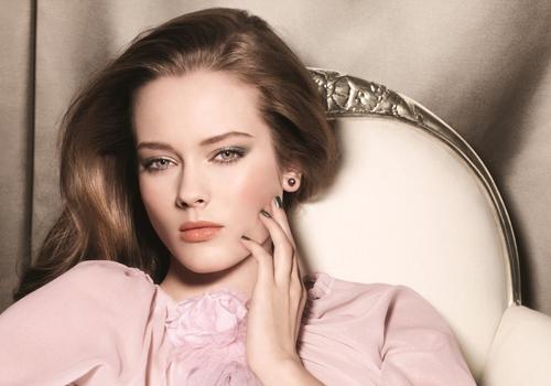 脸部过敏红痒怎么办 这几点一定要注意