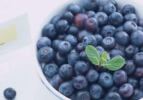 蓝莓泡酒有什么功效