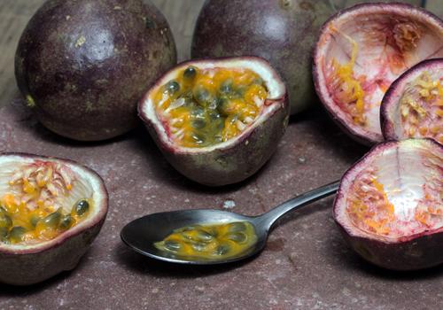 百香果可以和西瓜一起吃吗 吃西瓜能吃百香果吗