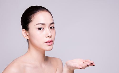 一分钟快速止咳小妙招 这里有咳嗽最快最有效的方法