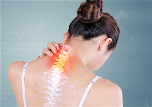 红花油治颈椎病吗 红花油可以消肿吗 乐哈健康网