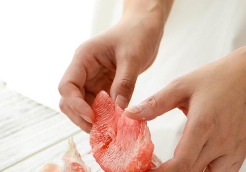 柚子和海鲜可以一起吃吗 柚子海鲜一起吃会怎样 乐哈健康网