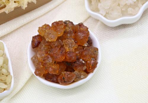 桃胶和什么一起炖最好 桃胶最营养的吃法大全