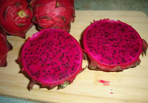 火龙果放白糖会中毒吗 火龙果能不能放白糖吃