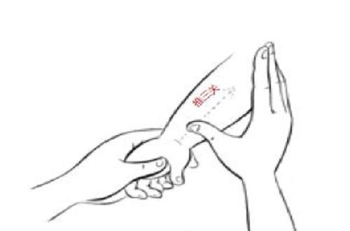 小孩腹痛推拿按摩方法小儿推拿腹痛法