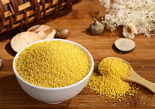 吃小米有什么好处小米和什么一起吃最好