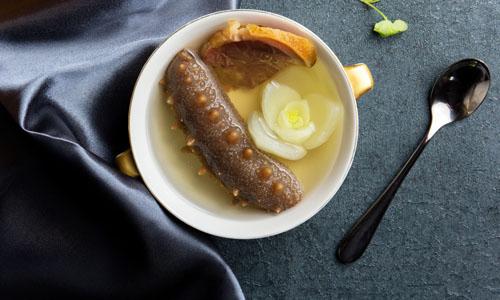 鸽子汤和什么炖最营养 鸽汤怎么炖营养才好（多图）