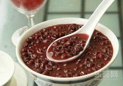 顺产月子餐第一周食谱,顺产第一周吃什么好,顺